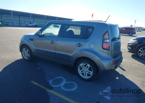 2011 Kia Soul + из США, поврежденный, VIN KNDJT2A29B7341530